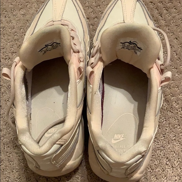 Nike Air Max pink and white reflective - Picture 8 of 10